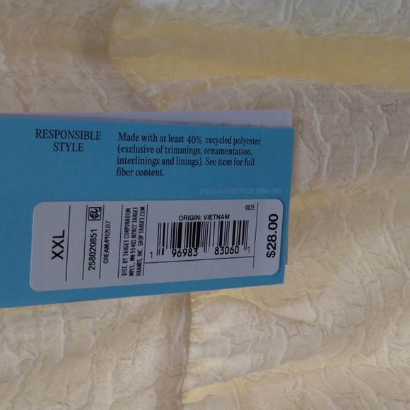 Cream colored blouse - Picture 4 of 5